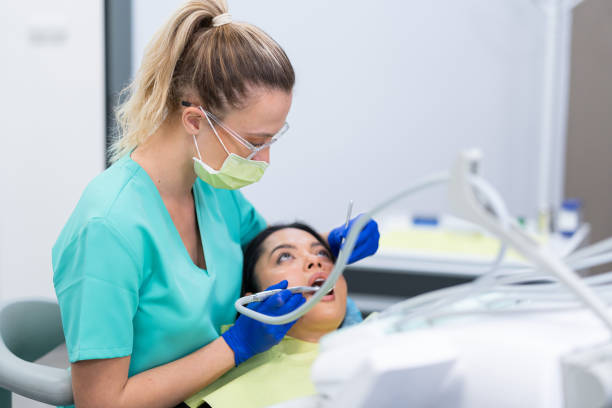 Best Emergency Dental Care for Broken or Chipped Teeth in Phoenix, IL